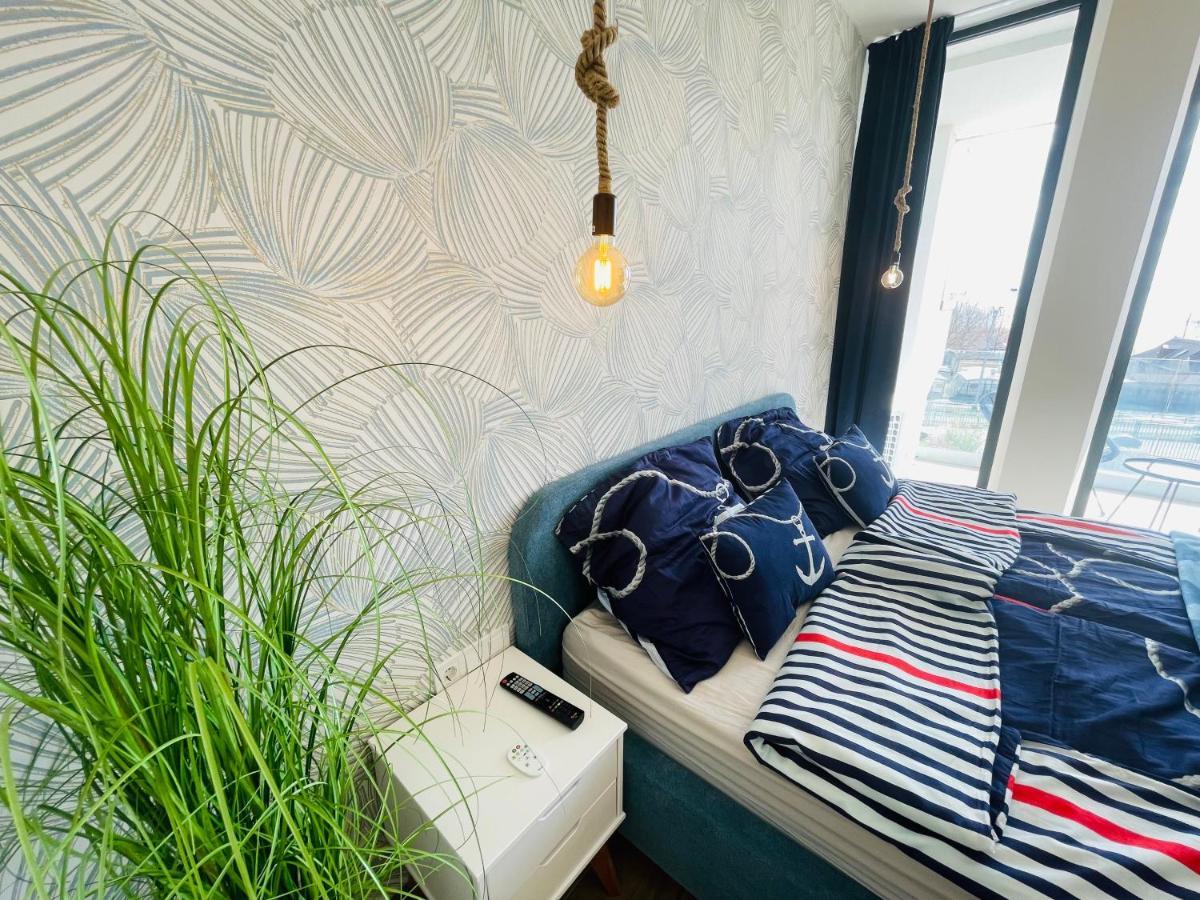 Panorama Deluxe Apartments - Pool & Free Parking Alsóörs Екстериор снимка