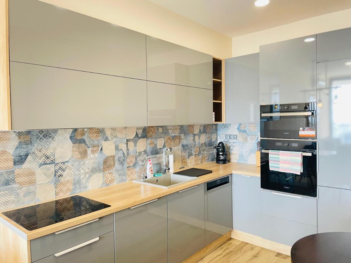 Panorama Deluxe Apartments - Pool & Free Parking Alsóörs Екстериор снимка